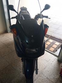 Yamaha majesty dx 250