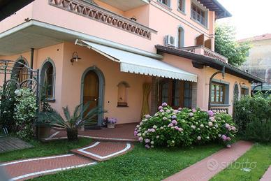 App. in Villa anche per disabili affitti brevi