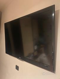 TV LG FULL HD 47 pollici