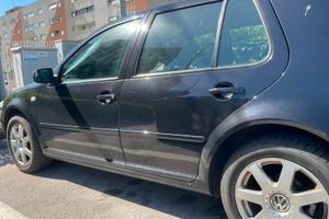 Golf IV HIGHLINE PLUS 1.9 130cv 2003