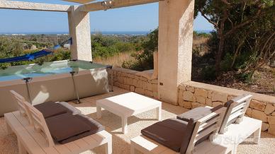 Villetta Ninfeo Vista Mare con piscina