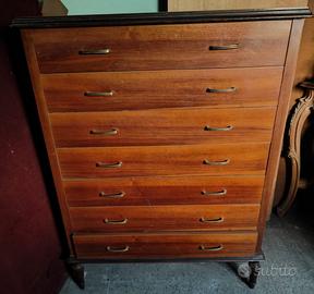 cassettiera sette cassetti