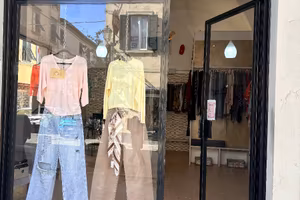 Cessione attività negozio - doppia vetrina centro