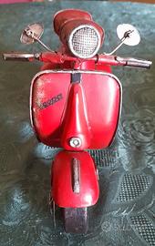 Modellino Vespa vintage