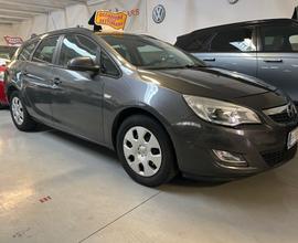 Opel Astra 1.7 CDTI 110CV Sports Tourer Cosmo