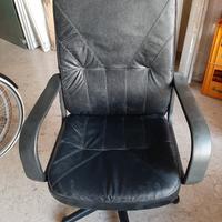 Sedia per ufficio SIGMA con ruote.