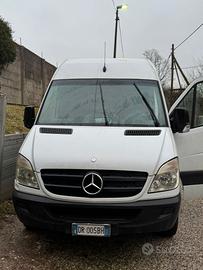 mercedes sprinter 318 