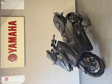 Yamaha T Max 560
