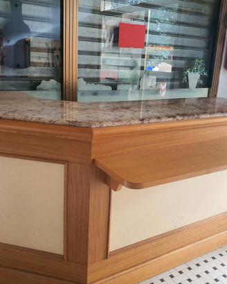 Banco polifunzionale ideale per Bar, ristoranti
