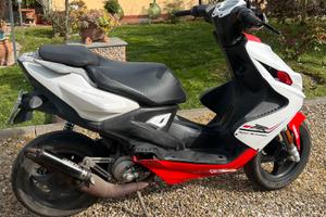 Scooter Yamaha Aerox 50 del 2015
