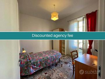 Stanza in appartamento di 90 m² a Firenze