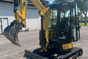 MINIESCAVATORE YANMAR VIO27-6