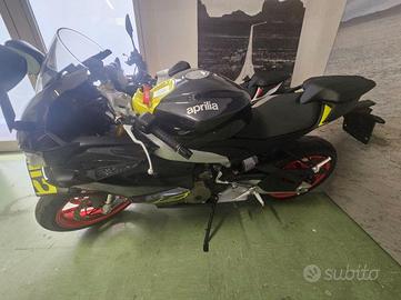 Aprilia - RS 660 -