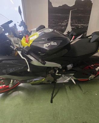 Aprilia - RS 660 -