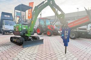 MINIESCAVATORE GIOR 20 Evo.5 CON MARTELLO VISTARIN