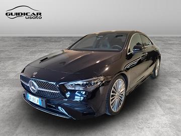 Mercedes CLA Coupe - C118 2023 - CLA Coupe 200 d A