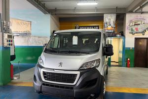 Peugeot Boxer 9 posti 2.2 diesel 140 cv