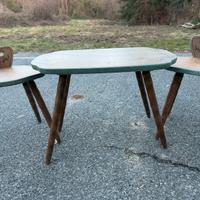 Set tavolino e sgabelli vintage