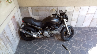 Ducati monster 600