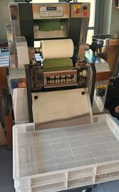 Macchina Cappellettatrice professionale