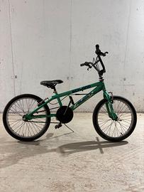 BMX Schiano con manubrio rotante per freestyle