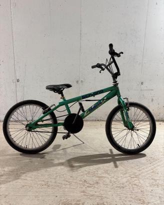 BMX Schiano con manubrio rotante per freestyle