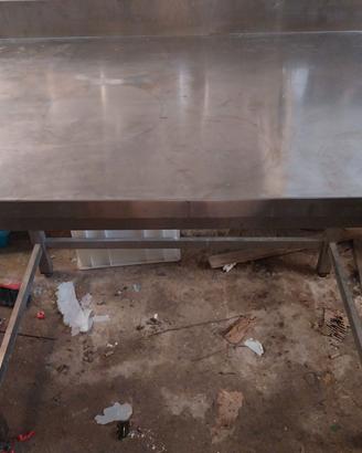 Banco da lavoro in acciaio