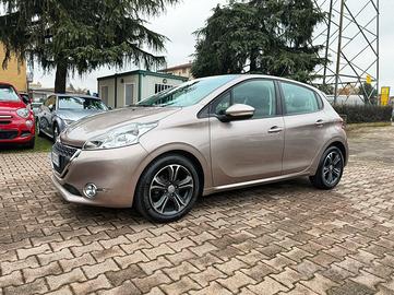 Peugeot 208 1.4 e-HDi 68 CV S&S robotizzato 5 port