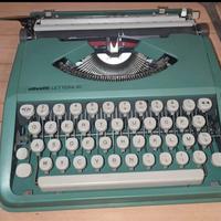 Macchina da scrivere Olivetti Lettera 82 
