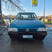 Uno 1990 – Perfetta per collezionisti o neopatenta