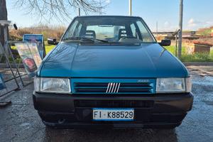 Uno 1990 – Perfetta per collezionisti o neopatenta