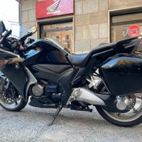 Honda VFR 1200 DCT ABS soli 9800km