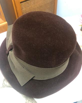 Cappello panno marrone