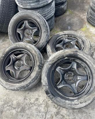 Serie cerchi in ferro dacia sandero stepway