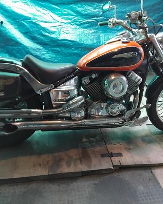 Moto Custom Yamaha XVS Drag Star 650