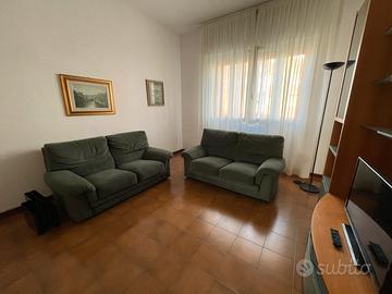 DIVANI IN ALCANTARA COLORE VERDE