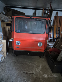 Trattrice agricola Omai