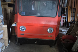 Trattrice agricola Omai