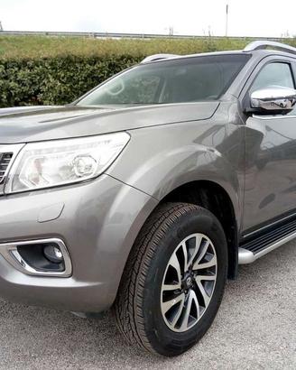 Nissan Navara 2.3 dCi 163cv 4WD Double Cab