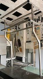 Scaffali in acciaio x appenderia + mensole