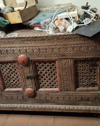 madia Indiana in legno decorato 