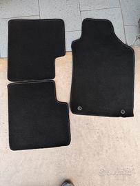 Tappetini nuovi per Megane Grand tour 2