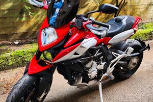 MV AGUSTA STRADALE 4000 KM!!!