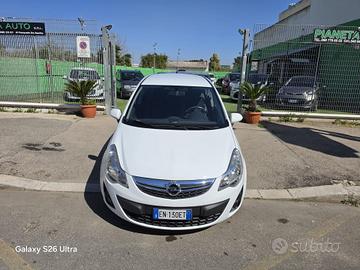 Opel Corsa 1.2 BENZINA CON IMPIANTO GPL CASA MADRE