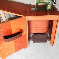 Macchina da cucire Friederich con mobiletto
