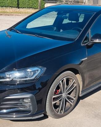 VOLKSWAGEN Golf 7.5 GTD - 2017