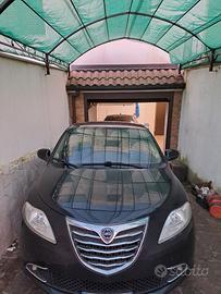 Lancia Ypsilon Gold. GPL