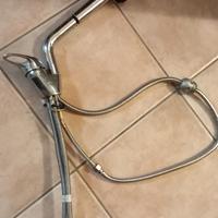 rubinetto con flessibile 