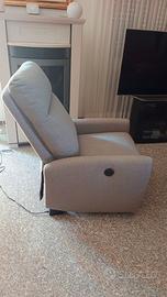 Poltrona relax JYSK con regolazione elettrica