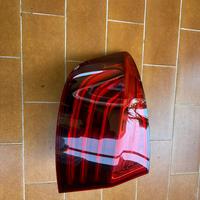 Faro posteriore sx x Bmw f10